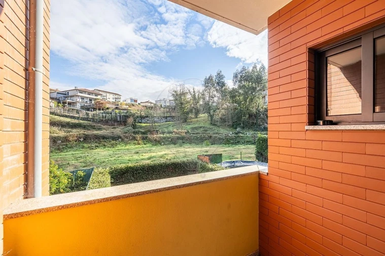 Moradia T3 para Venda em Povoa de Lanhoso (N. Senhora do Amparo) Foto 11