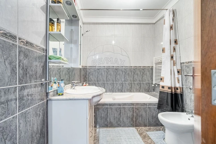 Moradia T3 para Venda em Povoa de Lanhoso (N. Senhora do Amparo) Foto 18