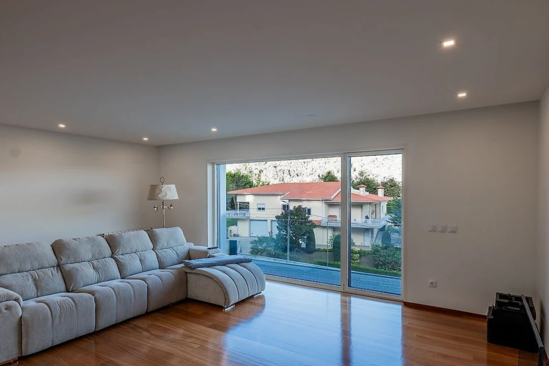 Moradia T3 para Venda em Belazaima do Chão, Castanheira do Vouga e Agadão Foto 10