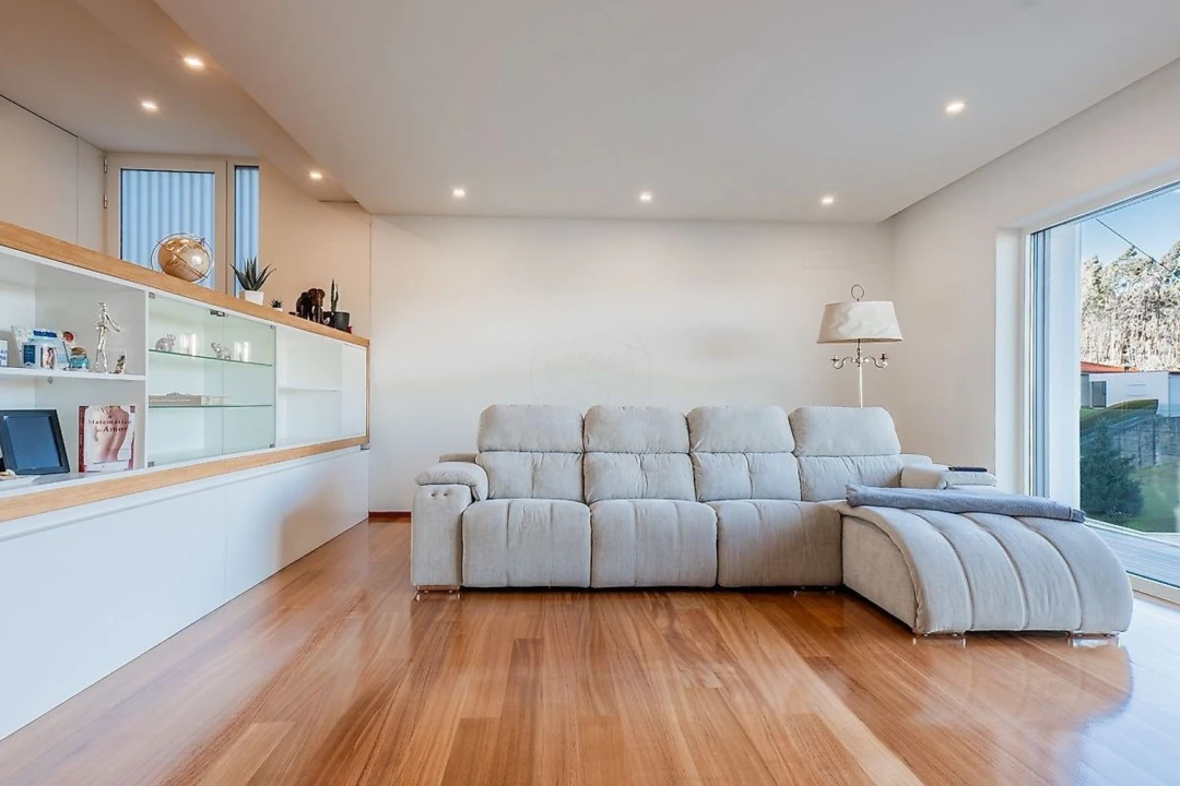 Moradia T3 para Venda em Belazaima do Chão, Castanheira do Vouga e Agadão Foto 11