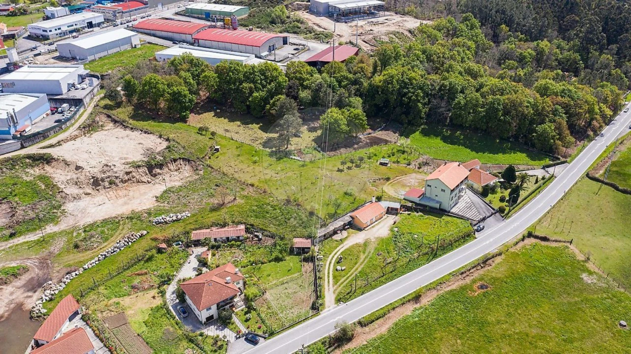Prédio para Venda em Belazaima do Chão, Castanheira do Vouga e Agadão Foto 2