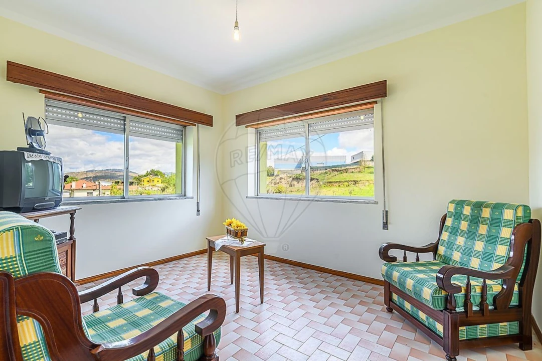 Prédio para Venda em Belazaima do Chão, Castanheira do Vouga e Agadão Foto 23