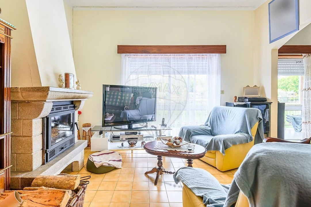 Prédio para Venda em Belazaima do Chão, Castanheira do Vouga e Agadão Foto 39