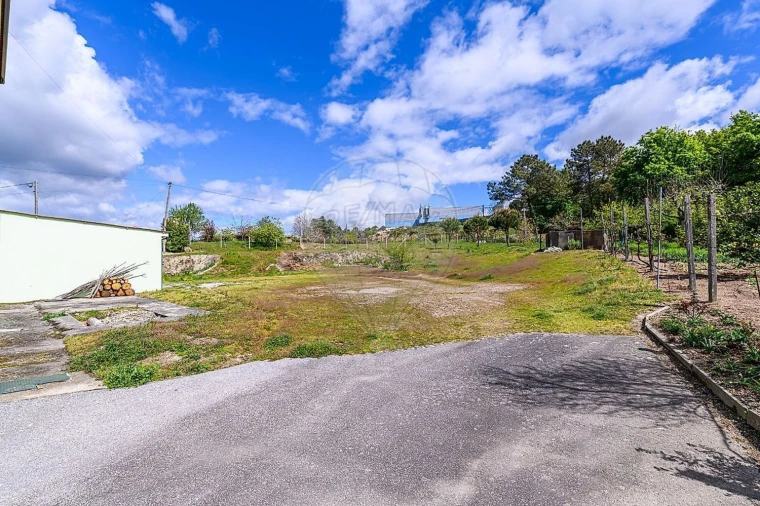 Prédio para Venda em Belazaima do Chão, Castanheira do Vouga e Agadão Foto 46