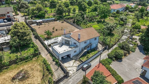 Moradia T3 para Venda em Ferreiros e Gondizalves