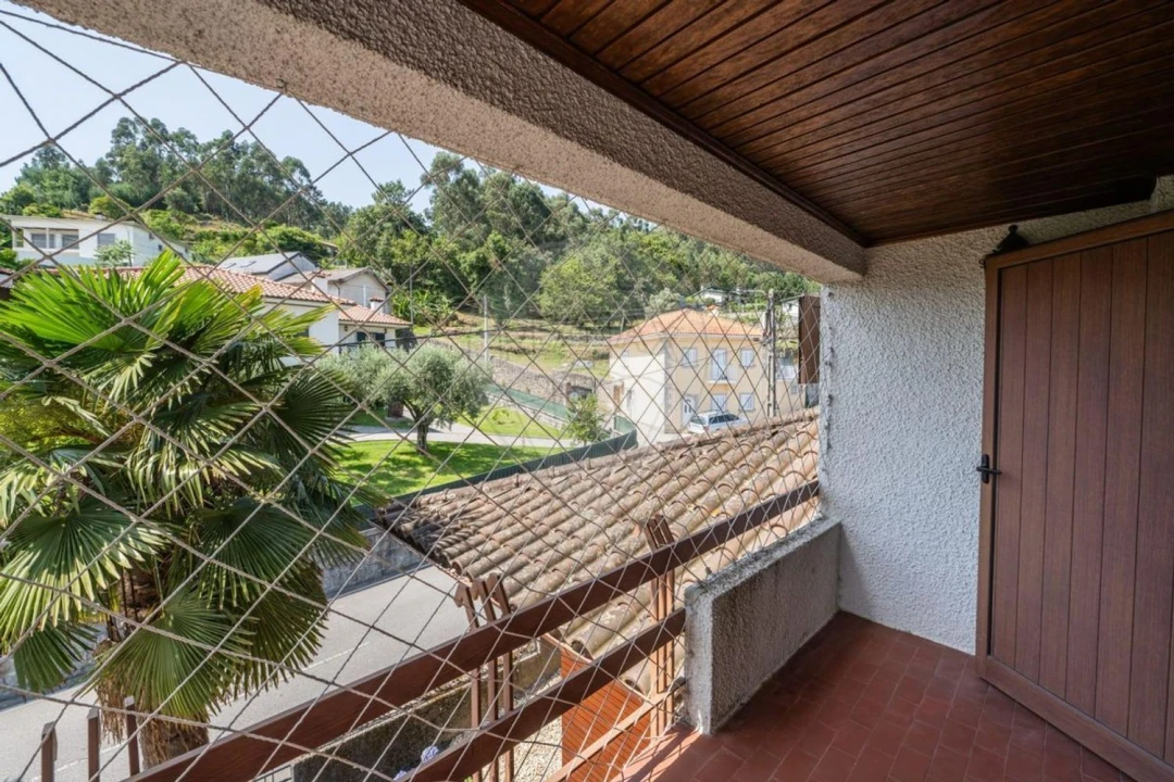 Moradia T3 para Venda em Caires Foto 20