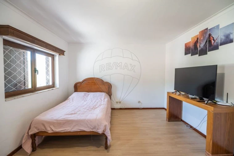 Moradia T3 para Venda em Caires Foto 25