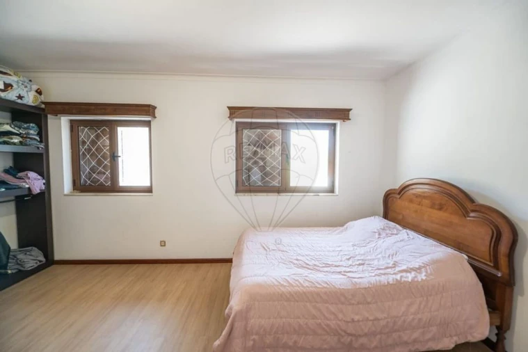 Moradia T3 para Venda em Caires Foto 4