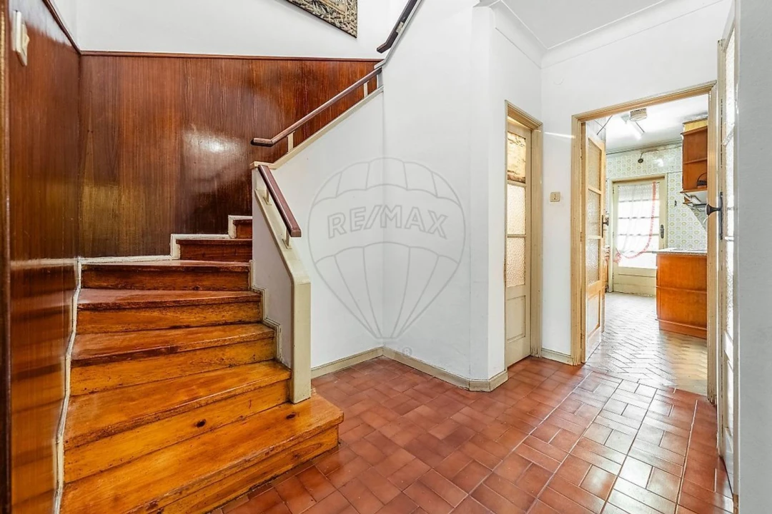 Moradia T5 para Venda em São Mamede de Infesta e Senhora da Hora Foto 4