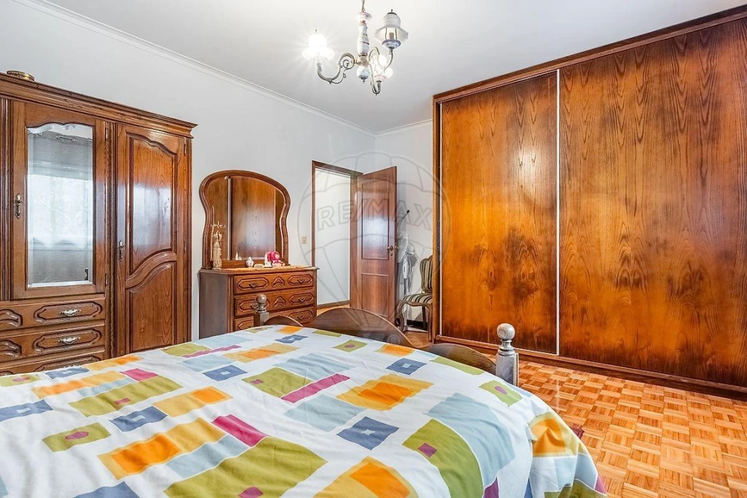 Moradia T3 para Venda em Sobradelo da Goma Foto 13