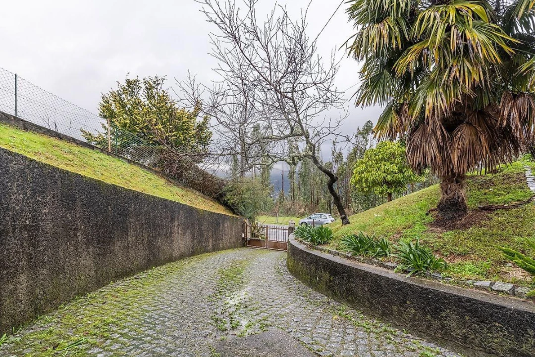 Moradia T3 para Venda em Sobradelo da Goma Foto 17