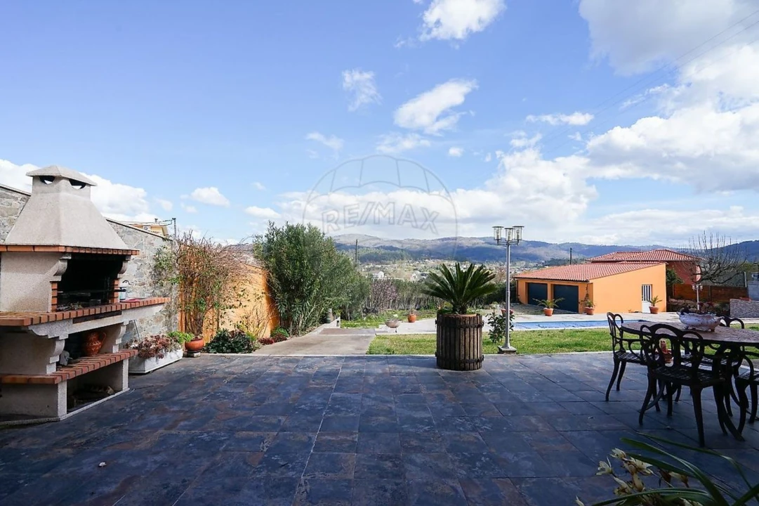 Moradia T4 para Venda em Galegos Foto 20