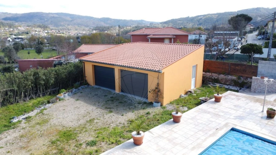 Moradia T4 para Venda em Galegos Foto 10