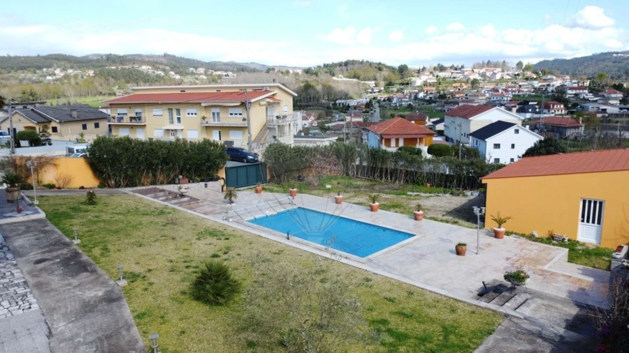 Moradia T4 para Venda em Galegos Foto 5