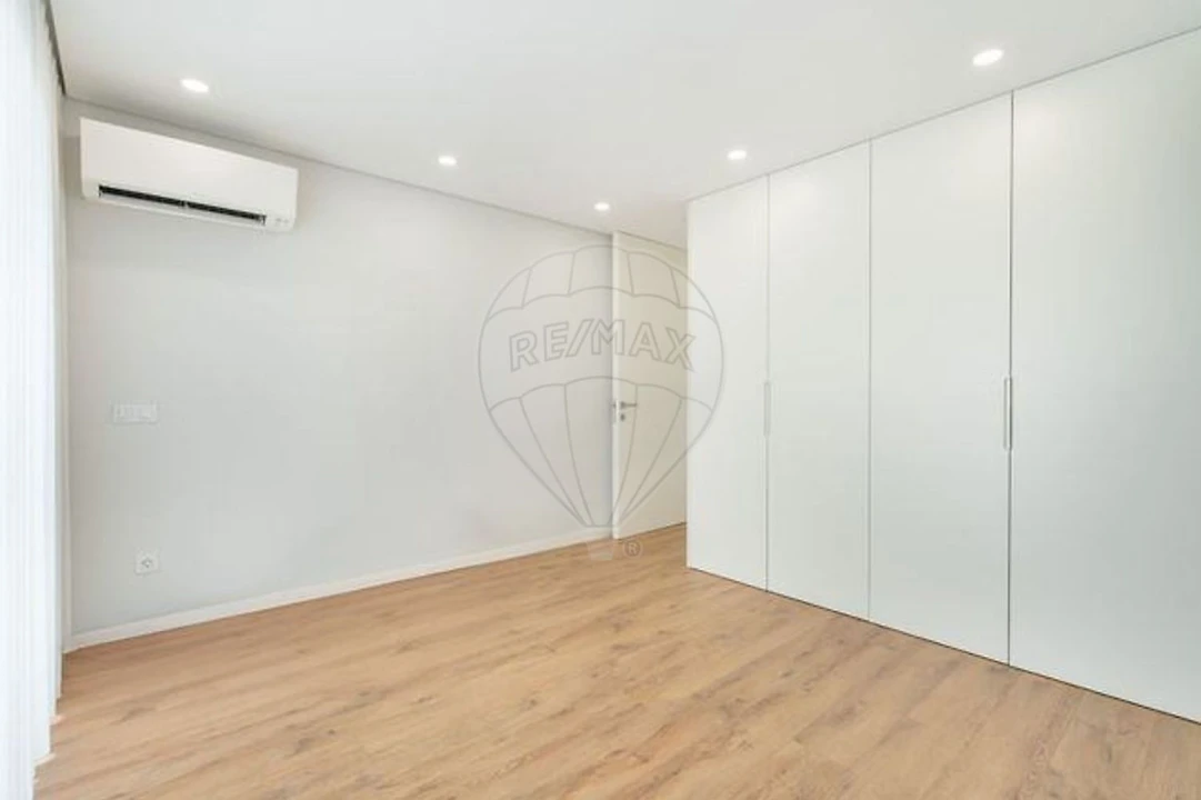 Moradia T4 para Venda em Belazaima do Chão, Castanheira do Vouga e Agadão Foto 2