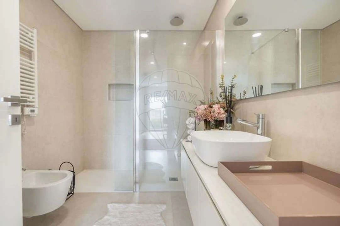 Moradia T4 para Venda em Belazaima do Chão, Castanheira do Vouga e Agadão Foto 9