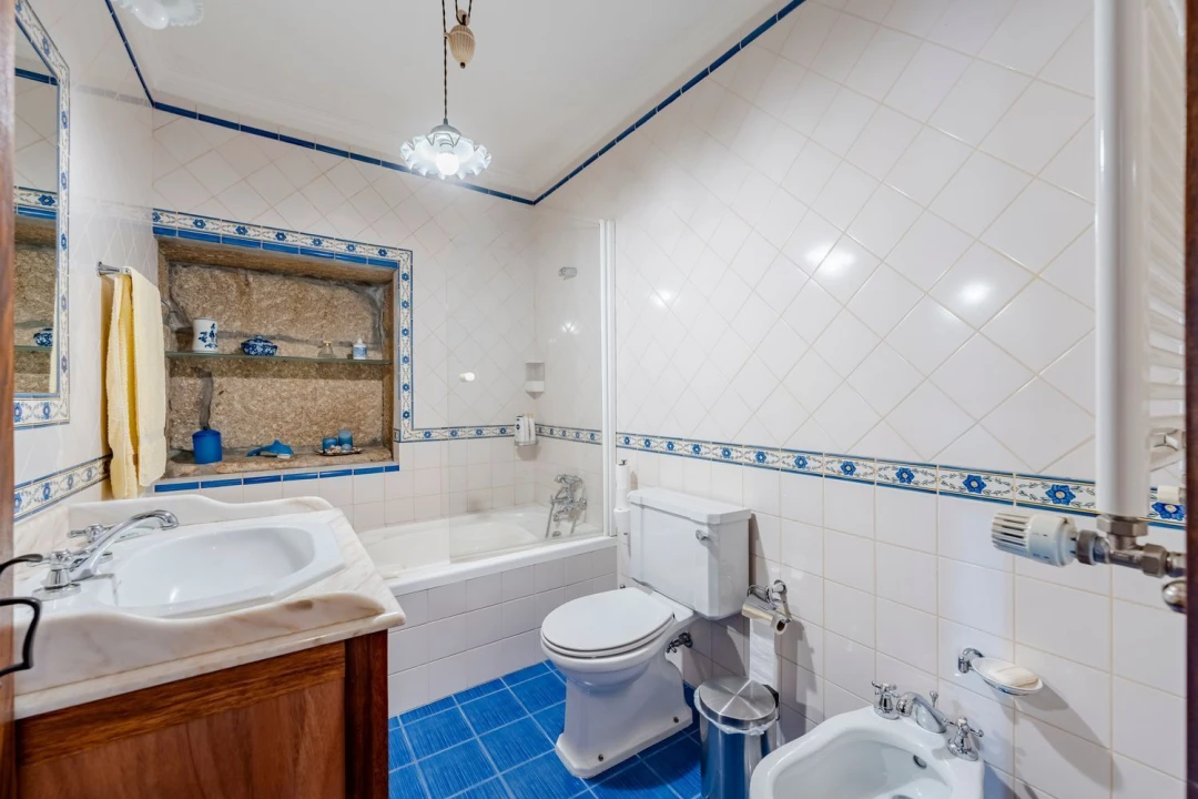 Moradia T9 para Venda em Alheira e Igreja Nova Foto 17