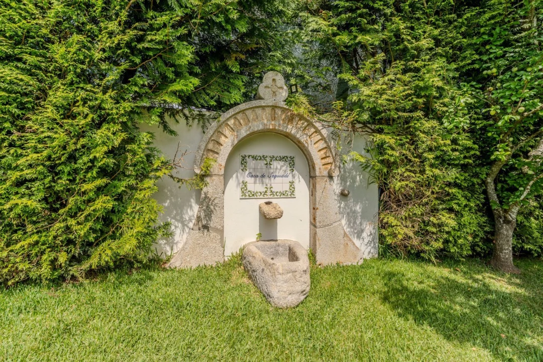 Moradia T9 para Venda em Alheira e Igreja Nova Foto 36