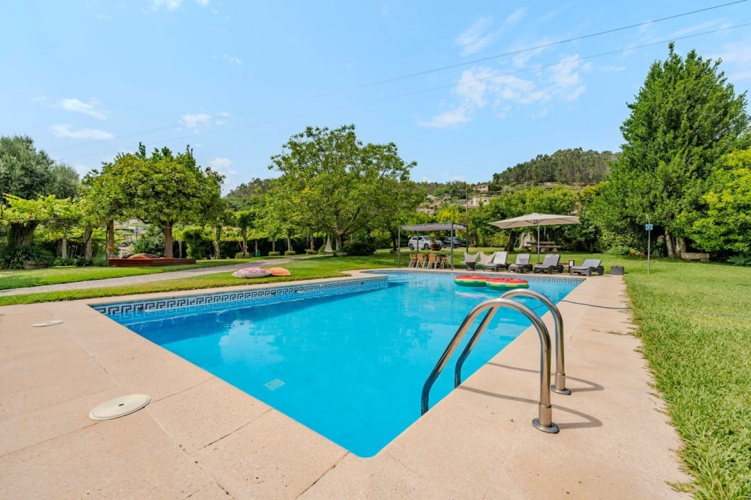 Moradia T9 para Venda em Alheira e Igreja Nova Foto 37