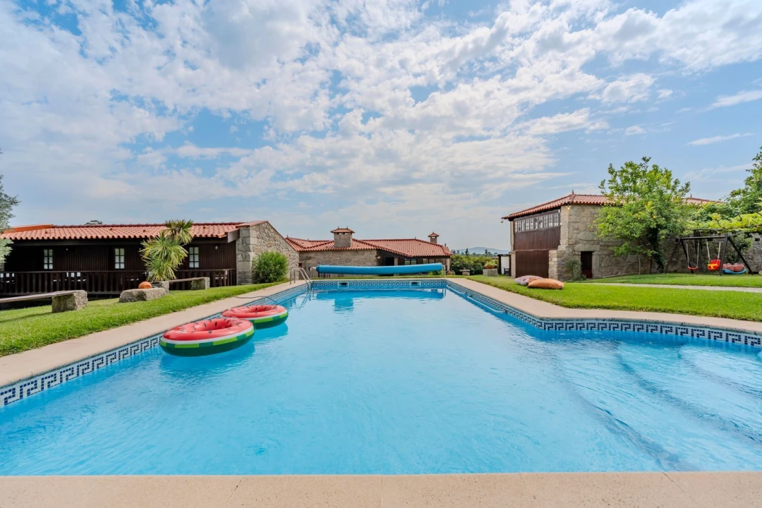 Moradia T9 para Venda em Alheira e Igreja Nova Foto 48