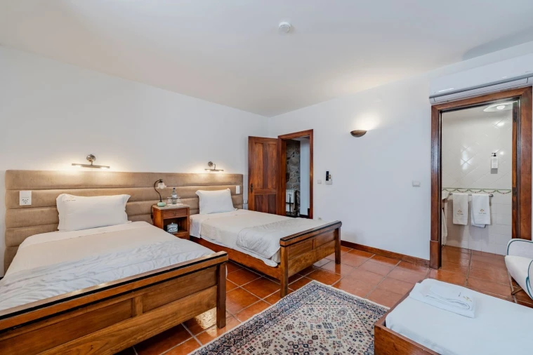 Moradia T9 para Venda em Alheira e Igreja Nova Foto 21