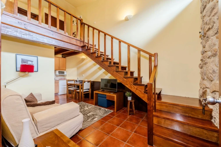 Moradia T9 para Venda em Alheira e Igreja Nova Foto 29