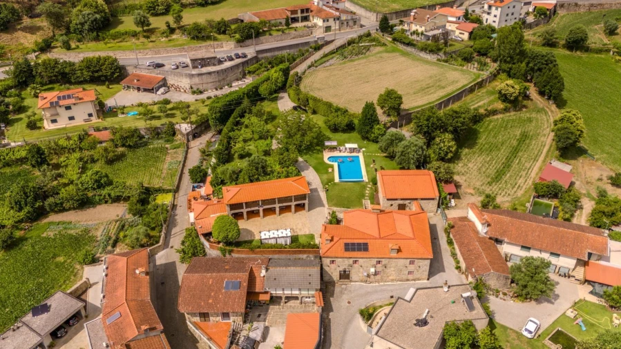 Moradia T9 para Venda em Alheira e Igreja Nova Foto 7