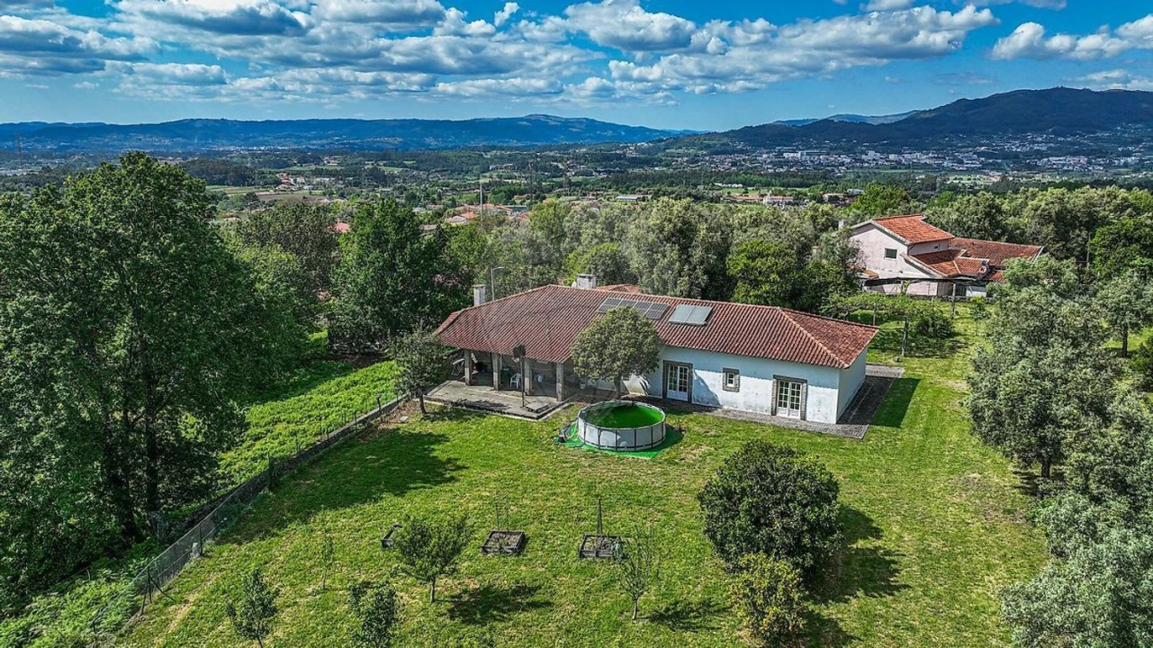 Moradia T4 para Venda em Belazaima do Chão, Castanheira do Vouga e Agadão Foto 15
