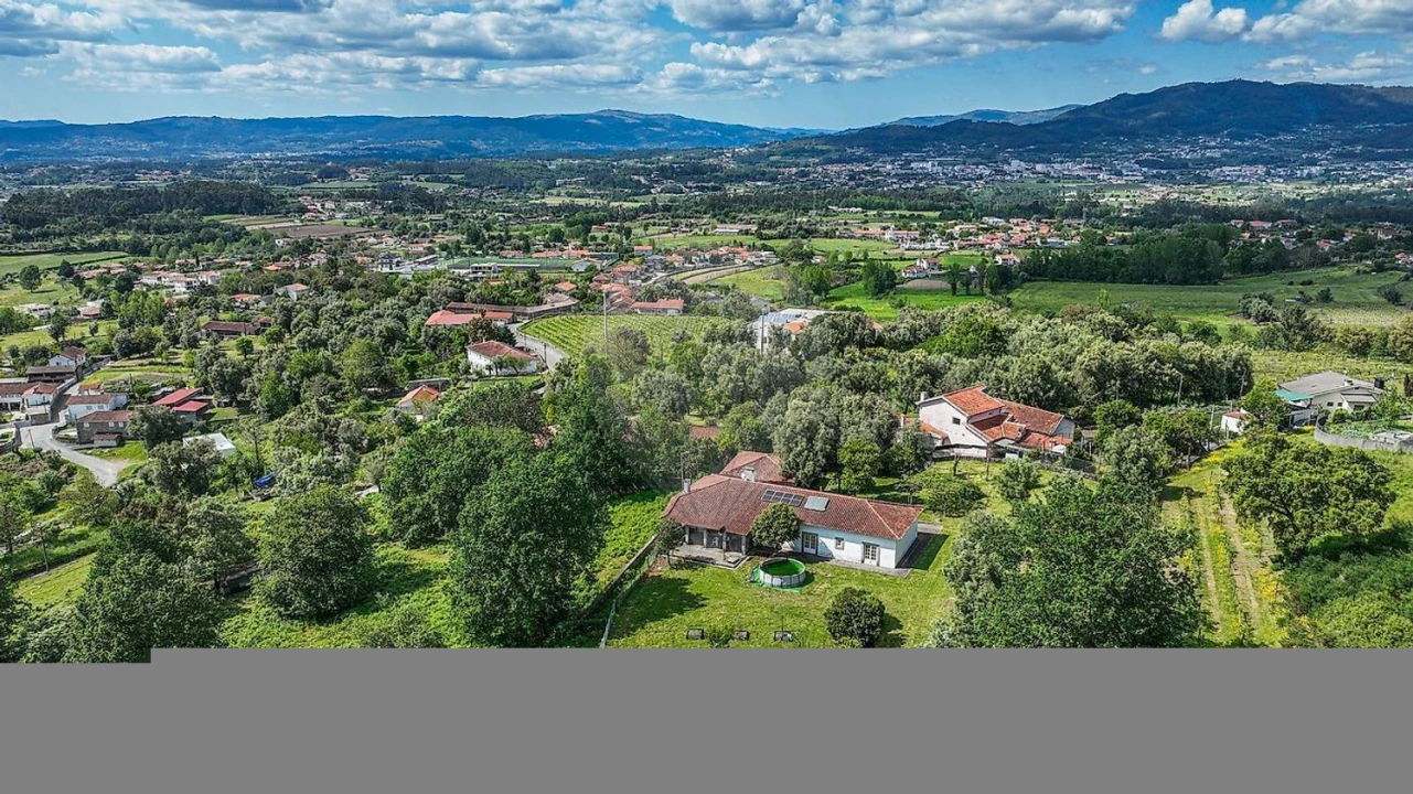 Moradia T4 para Venda em Belazaima do Chão, Castanheira do Vouga e Agadão Foto 17