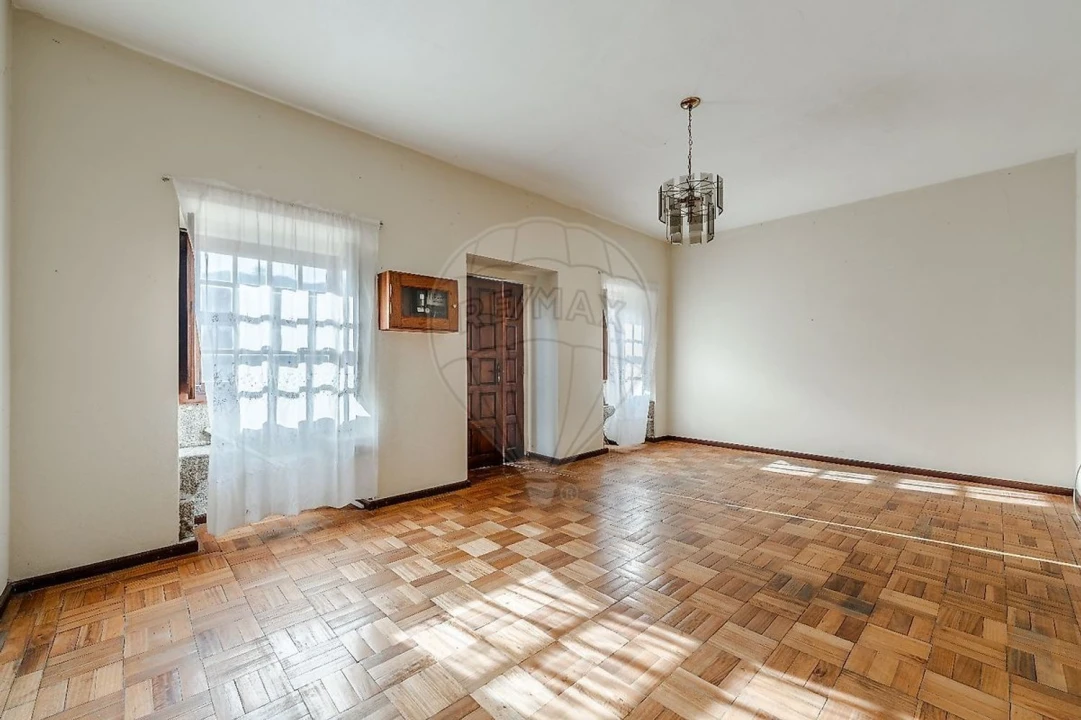 Moradia T4 para Venda em Belazaima do Chão, Castanheira do Vouga e Agadão Foto 19