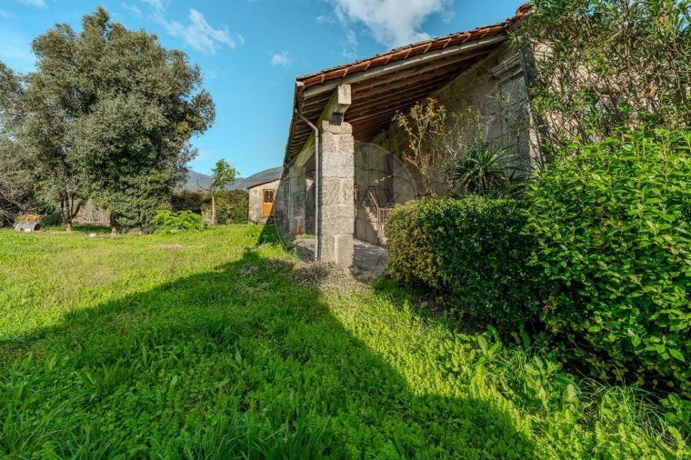 Moradia T4 para Venda em Belazaima do Chão, Castanheira do Vouga e Agadão Foto 29