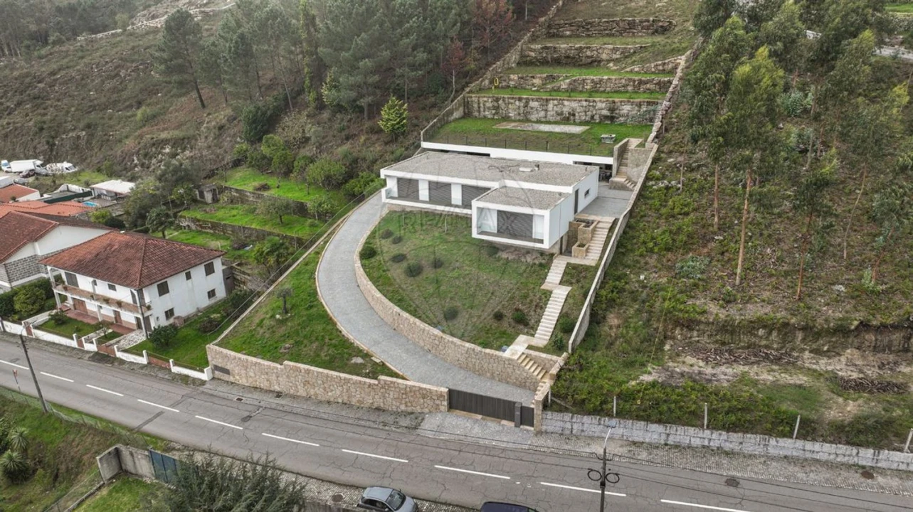 Moradia T3 para Venda em Belazaima do Chão, Castanheira do Vouga e Agadão Foto 6