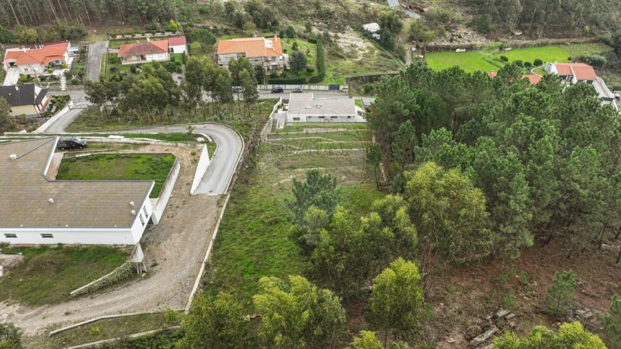 Moradia T3 para Venda em Belazaima do Chão, Castanheira do Vouga e Agadão Foto 10