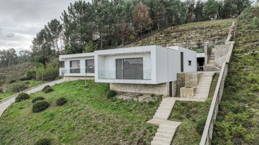 Moradia T3 para Venda em Belazaima do Chão, Castanheira do Vouga e Agadão Foto 15