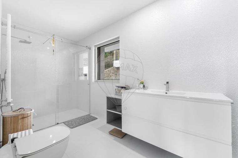 Moradia T3 para Venda em Belazaima do Chão, Castanheira do Vouga e Agadão Foto 37