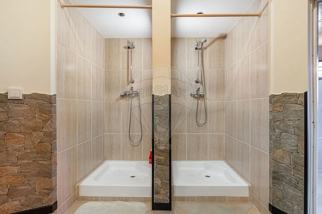 Moradia T4 para Venda em Galegos Foto 30