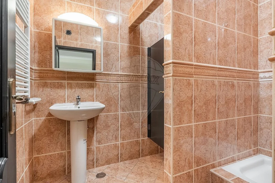 Moradia T4 para Venda em Galegos Foto 42