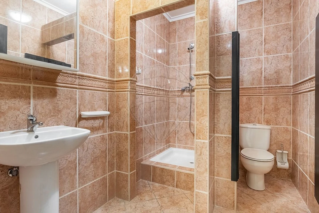 Moradia T4 para Venda em Galegos Foto 50