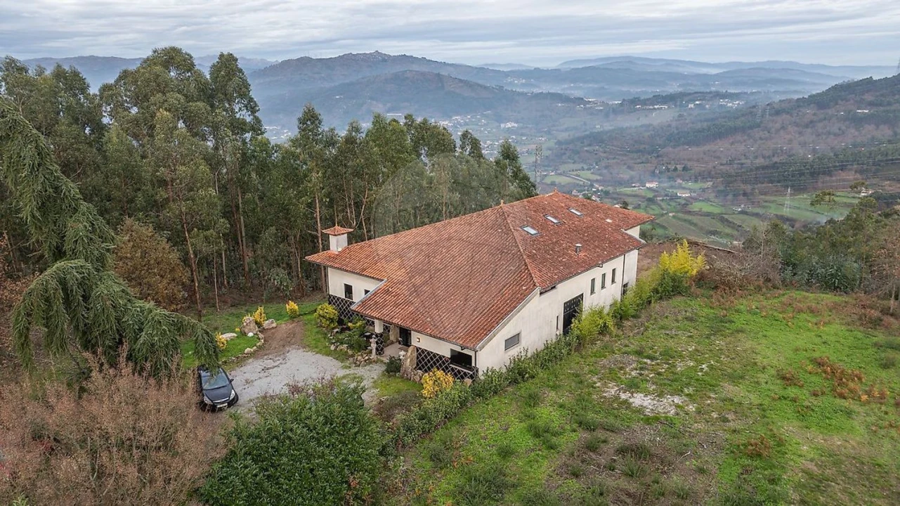 Moradia T4 para Venda em Galegos Foto 6