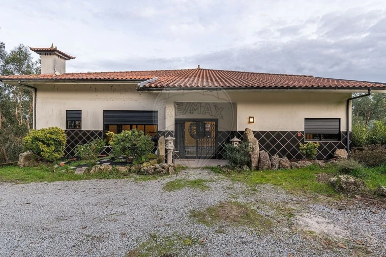 Moradia T4 para Venda em Galegos Foto 1