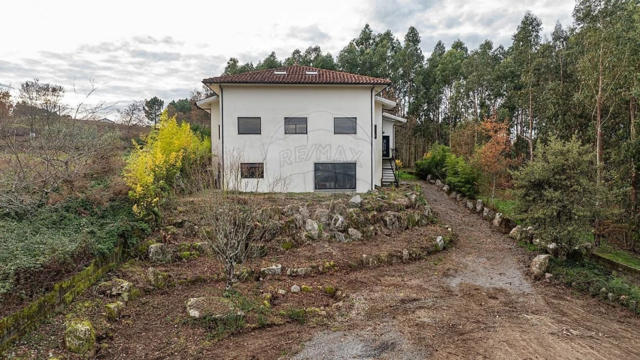 Moradia T4 para Venda em Galegos Foto 10