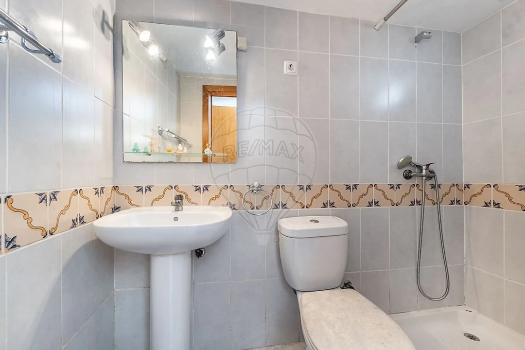 Moradia T4 para Venda em Belazaima do Chão, Castanheira do Vouga e Agadão Foto 38