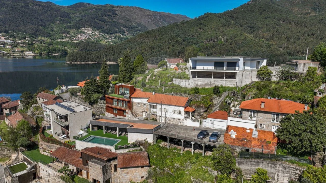 Moradia T4 para Venda em Belazaima do Chão, Castanheira do Vouga e Agadão Foto 7