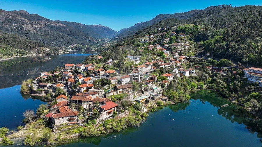 Moradia T4 para Venda em Belazaima do Chão, Castanheira do Vouga e Agadão Foto 6