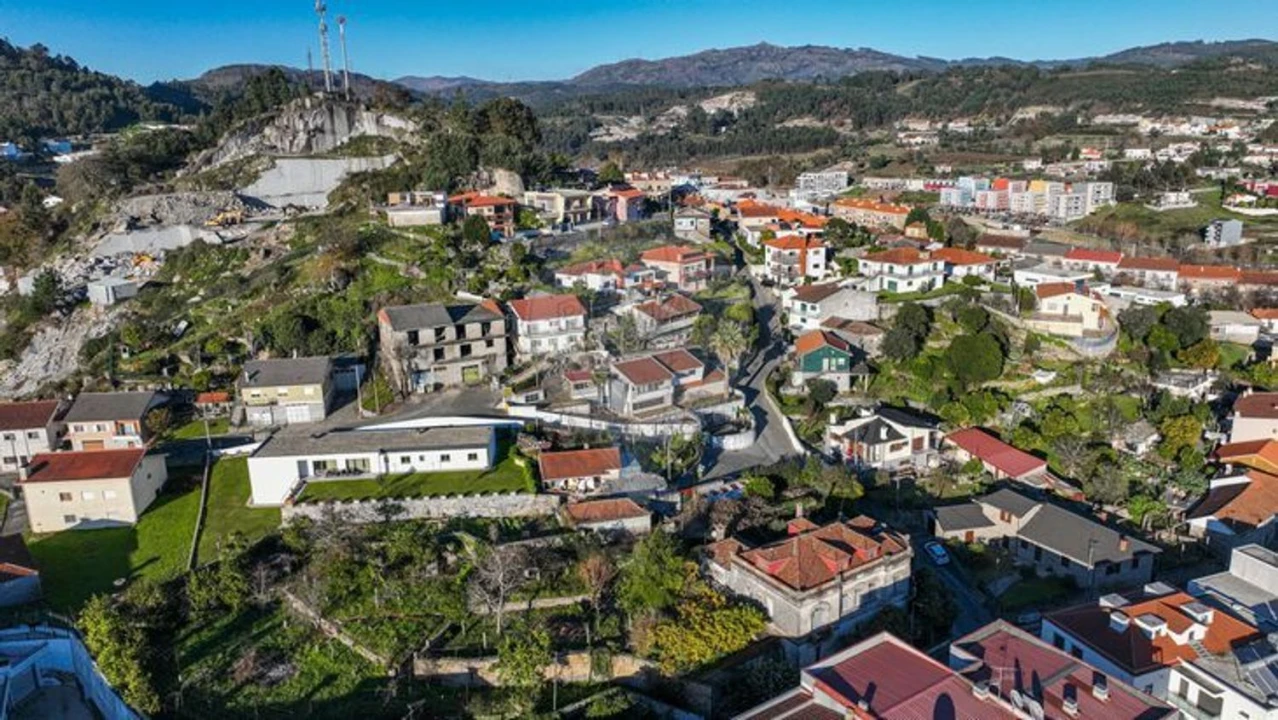 Moradia T3 para Venda em Belazaima do Chão, Castanheira do Vouga e Agadão Foto 4
