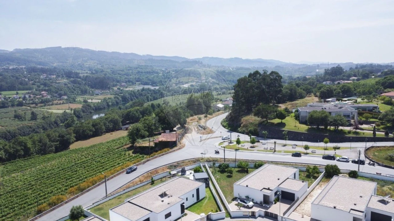 Moradia T3 para Venda em Belazaima do Chão, Castanheira do Vouga e Agadão Foto 32