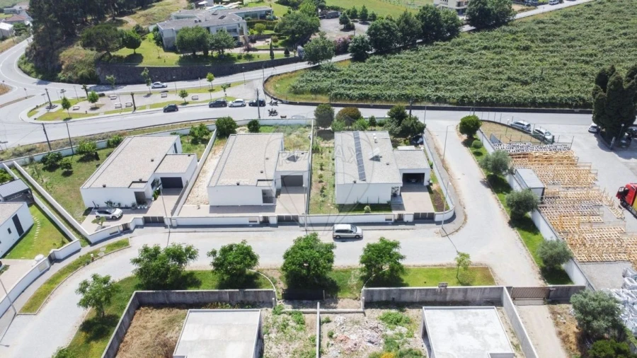 Moradia T3 para Venda em Belazaima do Chão, Castanheira do Vouga e Agadão Foto 30