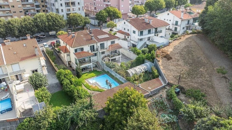 Moradia T4 para Venda em Braga (Maximinos, Sé e Cividade)