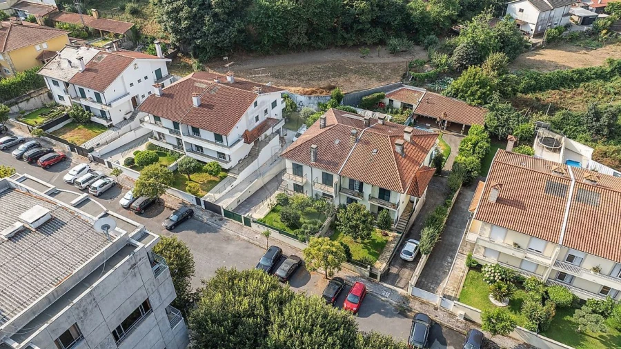 Moradia T4 para Venda em Braga (Maximinos, Sé e Cividade) Foto 5