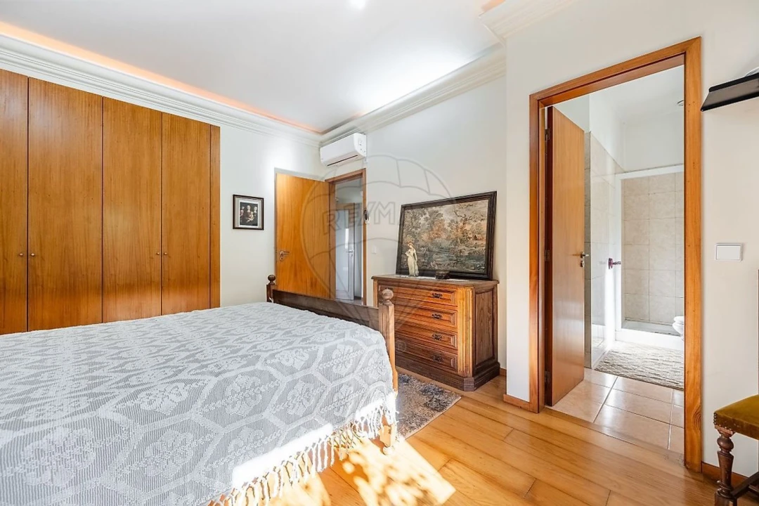 Moradia T3 para Venda em Águas Santas e Moure Foto 15